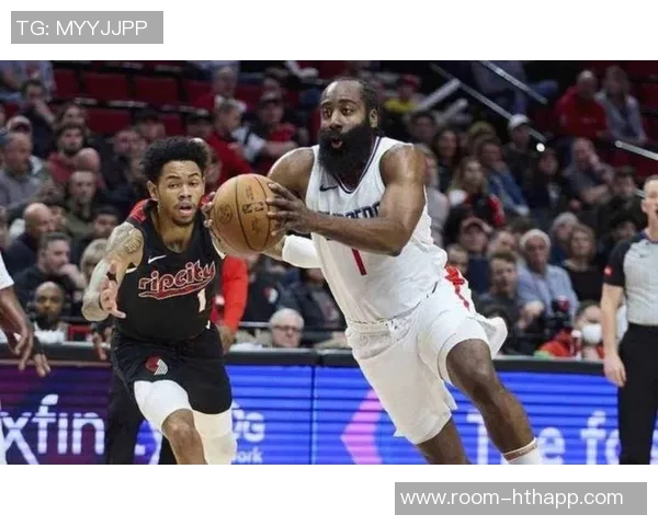 怀特谈最后防守策略：适时犯规或许是明智选择幸好哈登未能命中关键投篮