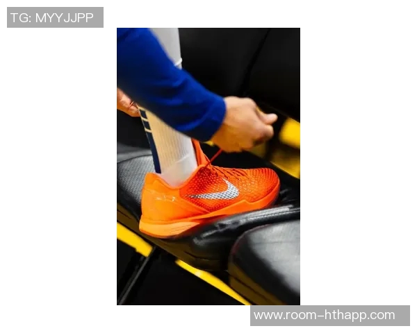 致敬篮球传奇库里今日穿搭Nike科比6代ProtroSail配色球鞋展现风采